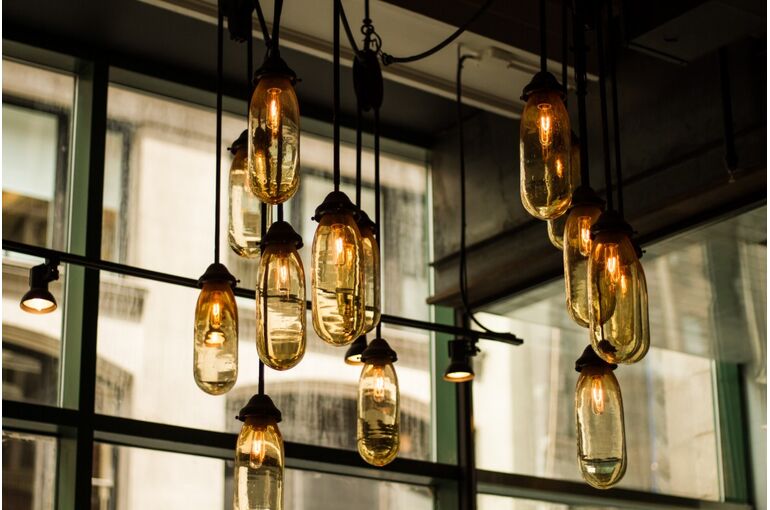 light_interior_design_ceiling_lifestyle-504535