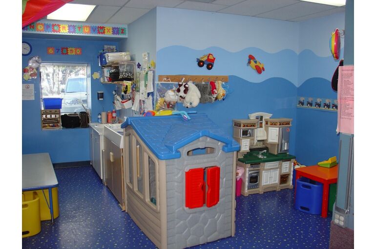 toddler_room_play_kitchen_kindergarden_preschooler_room_playroom_play_room_kids-1087168